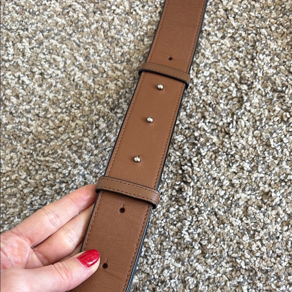 Leatherology Monogrammed Brown Leather Crossbody Bag - Picture 4 of 7